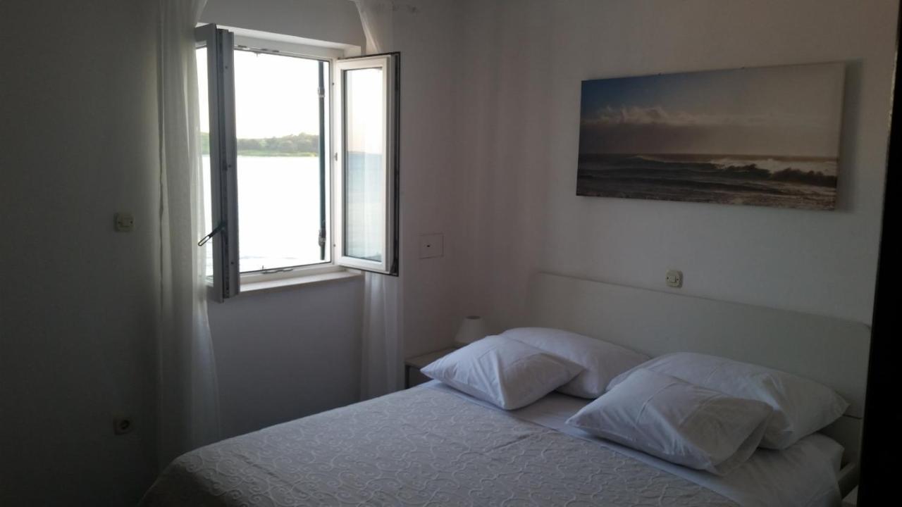 Apartman Pape Pakoštane Εξωτερικό φωτογραφία